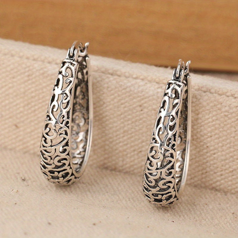 Elegant Retro Scroll Hoop Earrings