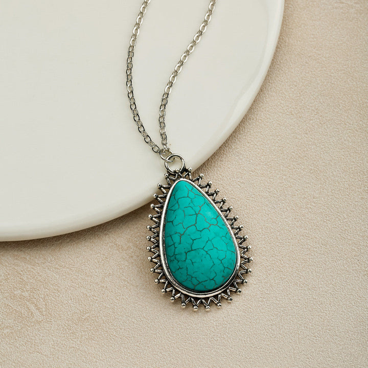 Vintage Bohemian Turquoise Ornament Pendant Necklace