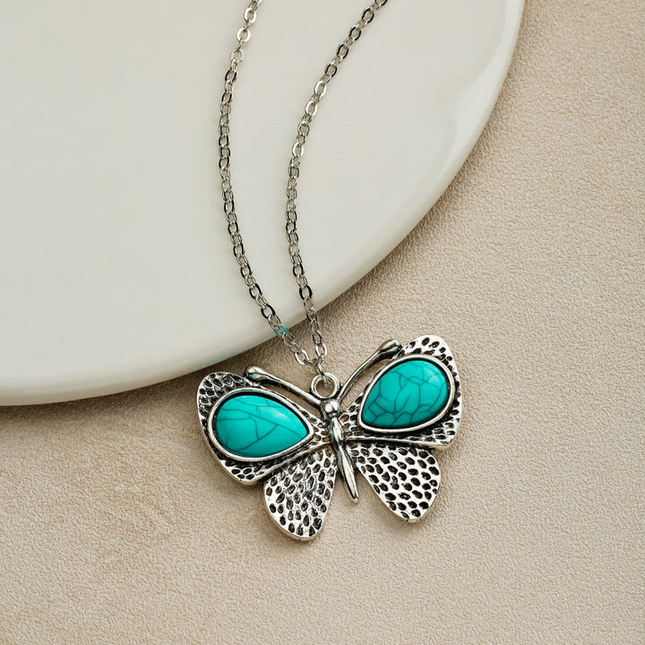 Vintage Bohemian Turquoise Ornament Pendant Necklace