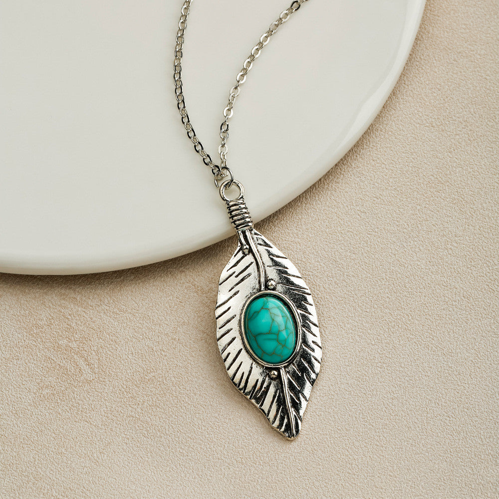 Vintage Bohemian Turquoise Ornament Pendant Necklace